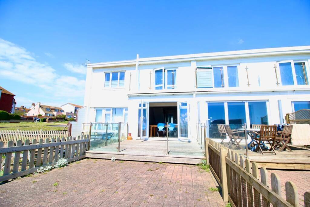 Seaview Beach House Stones Throws From The Sea By Air Premier Seaford Exterior foto